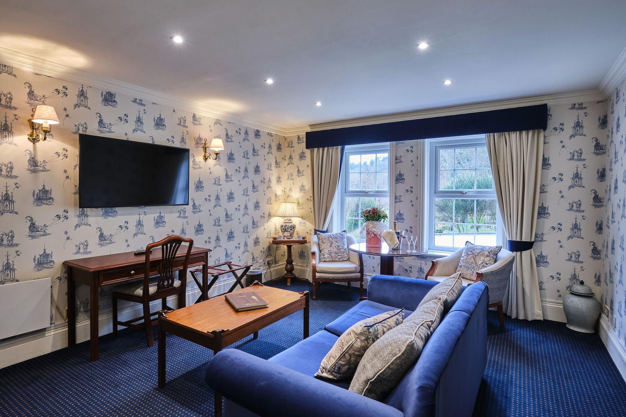 New House Country Hotel Cardiff Exterior photo