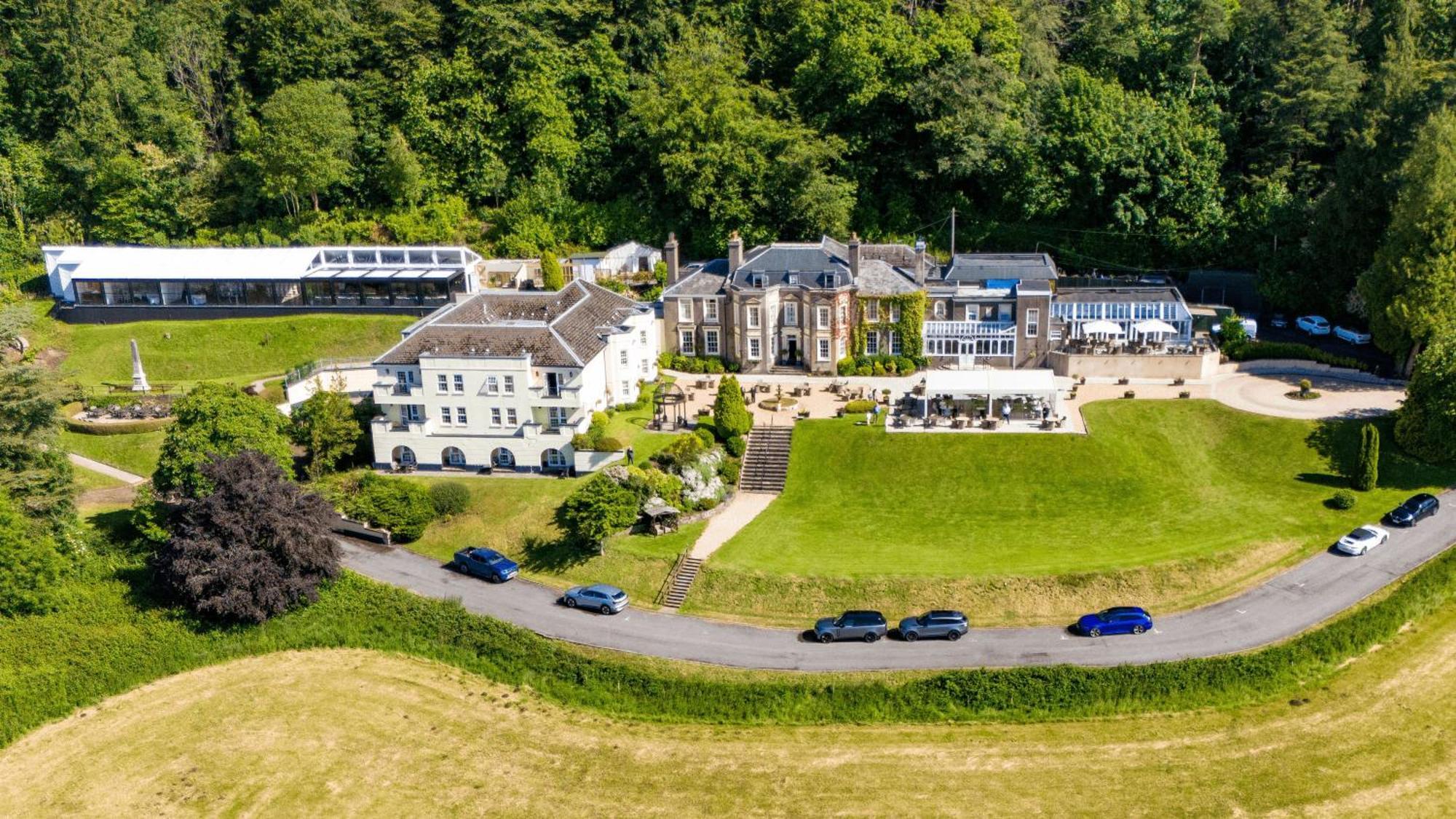 New House Country Hotel Cardiff Exterior photo